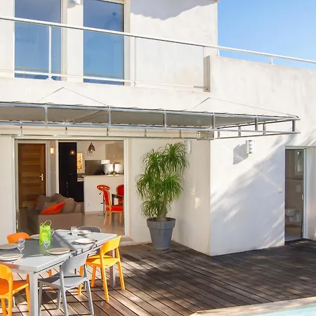 Avec Piscine & Jardin A
