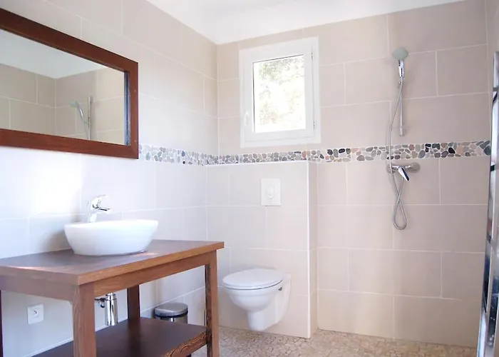 Villa De 3 Avec Piscine Privee Jardin Clos Et Wifi A